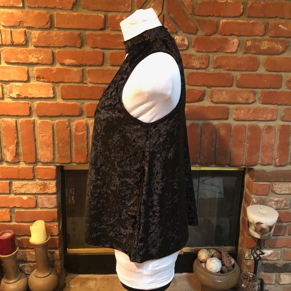 Crave Fame Black Crushed Velvet Choker Collar Top - Picture 5 of 6